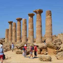 Monument formation column greek landmark  pxhere.com